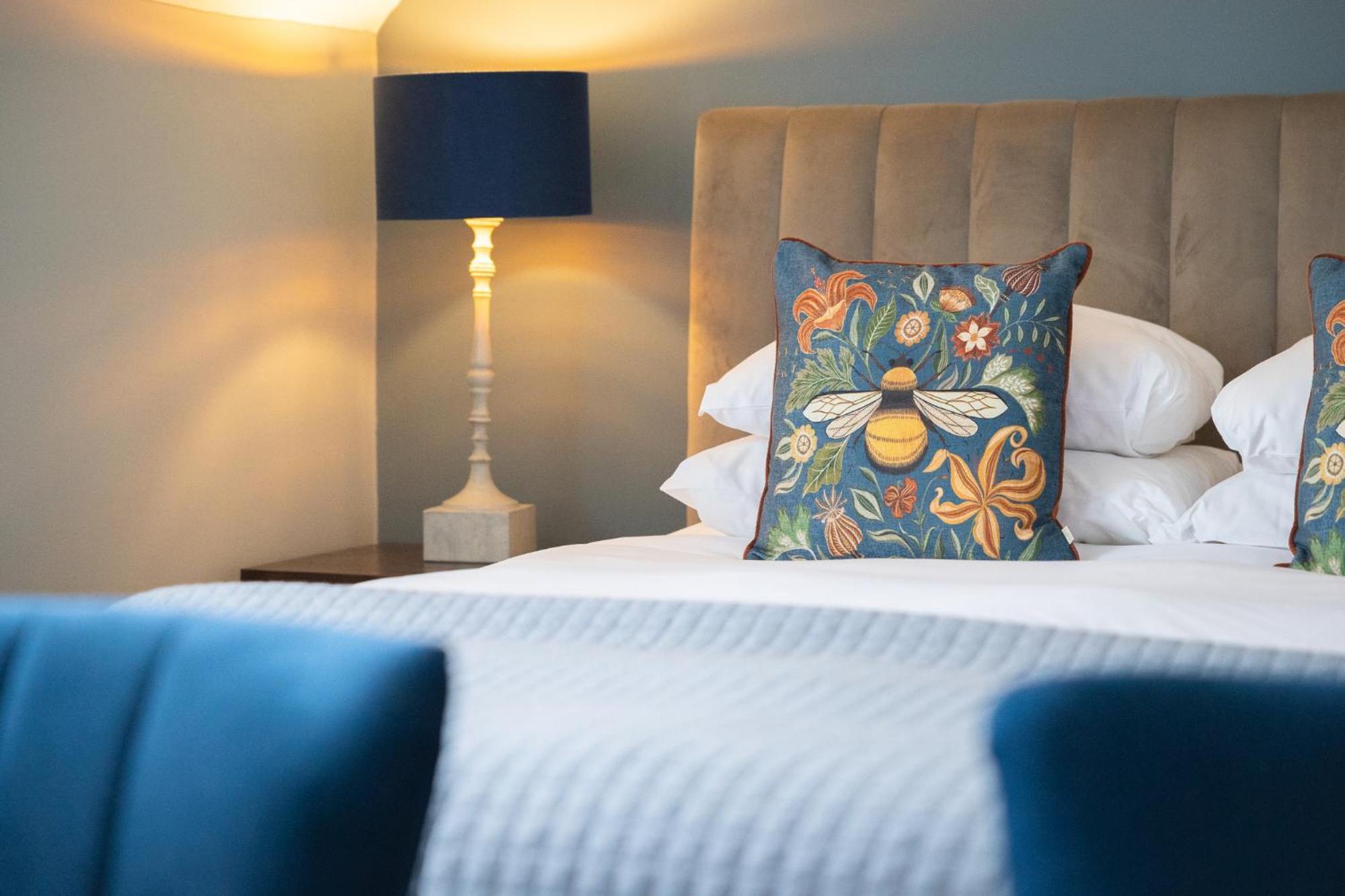Chester House Hotel بورتون أُنذ ووتر المظهر الخارجي الصورة