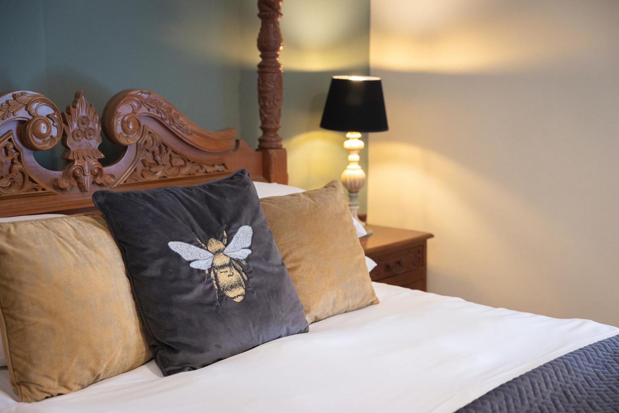 Chester House Hotel بورتون أُنذ ووتر المظهر الخارجي الصورة