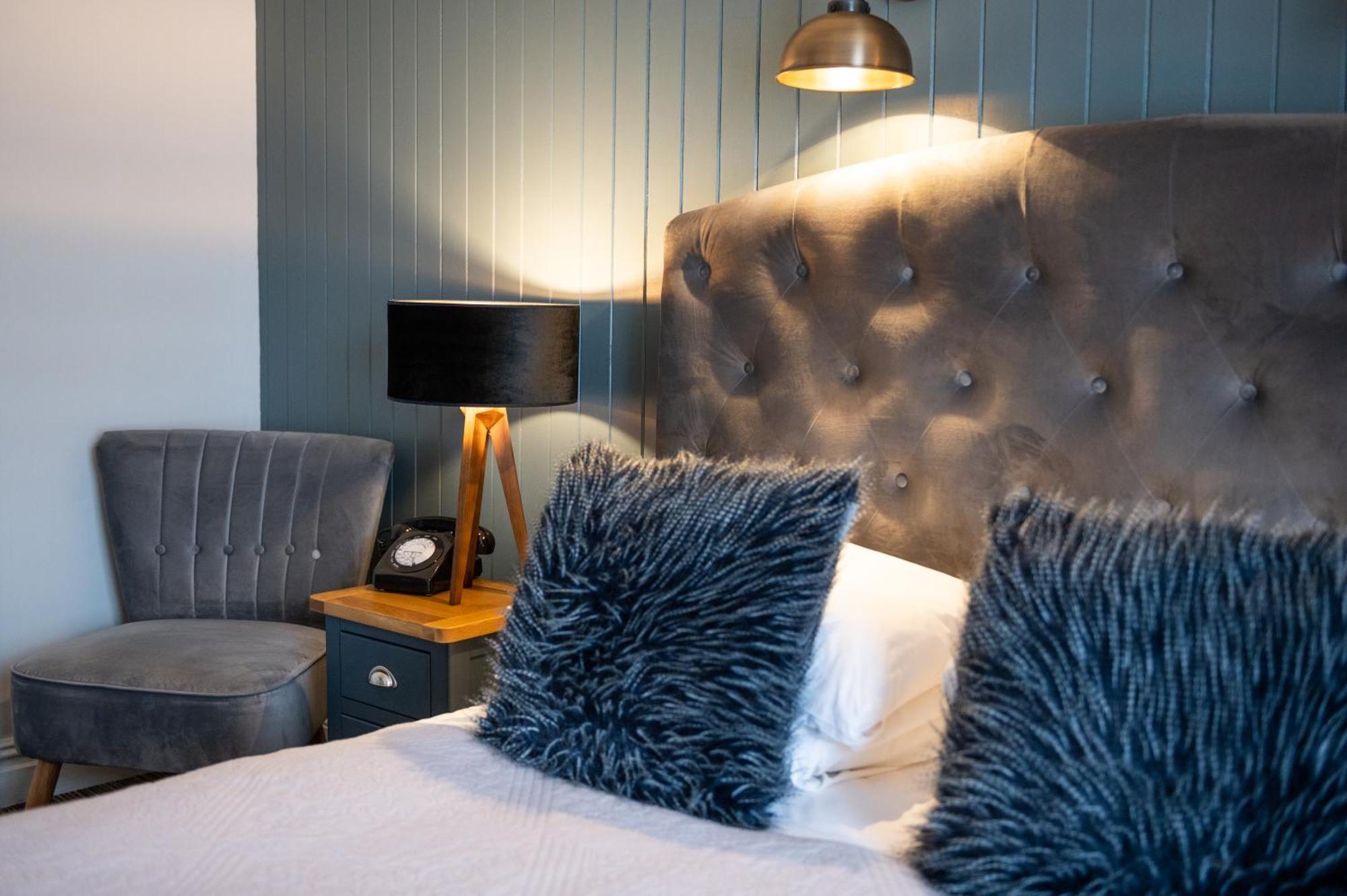 Chester House Hotel بورتون أُنذ ووتر المظهر الخارجي الصورة