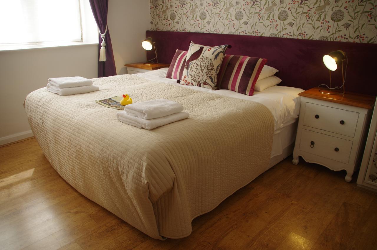Chester House Hotel بورتون أُنذ ووتر المظهر الخارجي الصورة