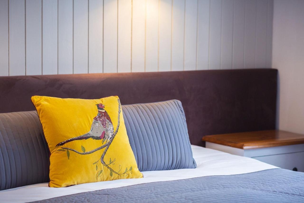 Chester House Hotel بورتون أُنذ ووتر المظهر الخارجي الصورة